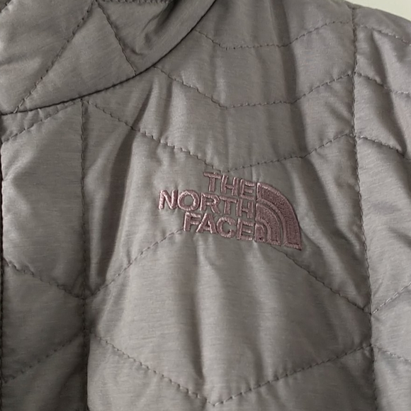 North Face Jacket - Picture 2 of 6